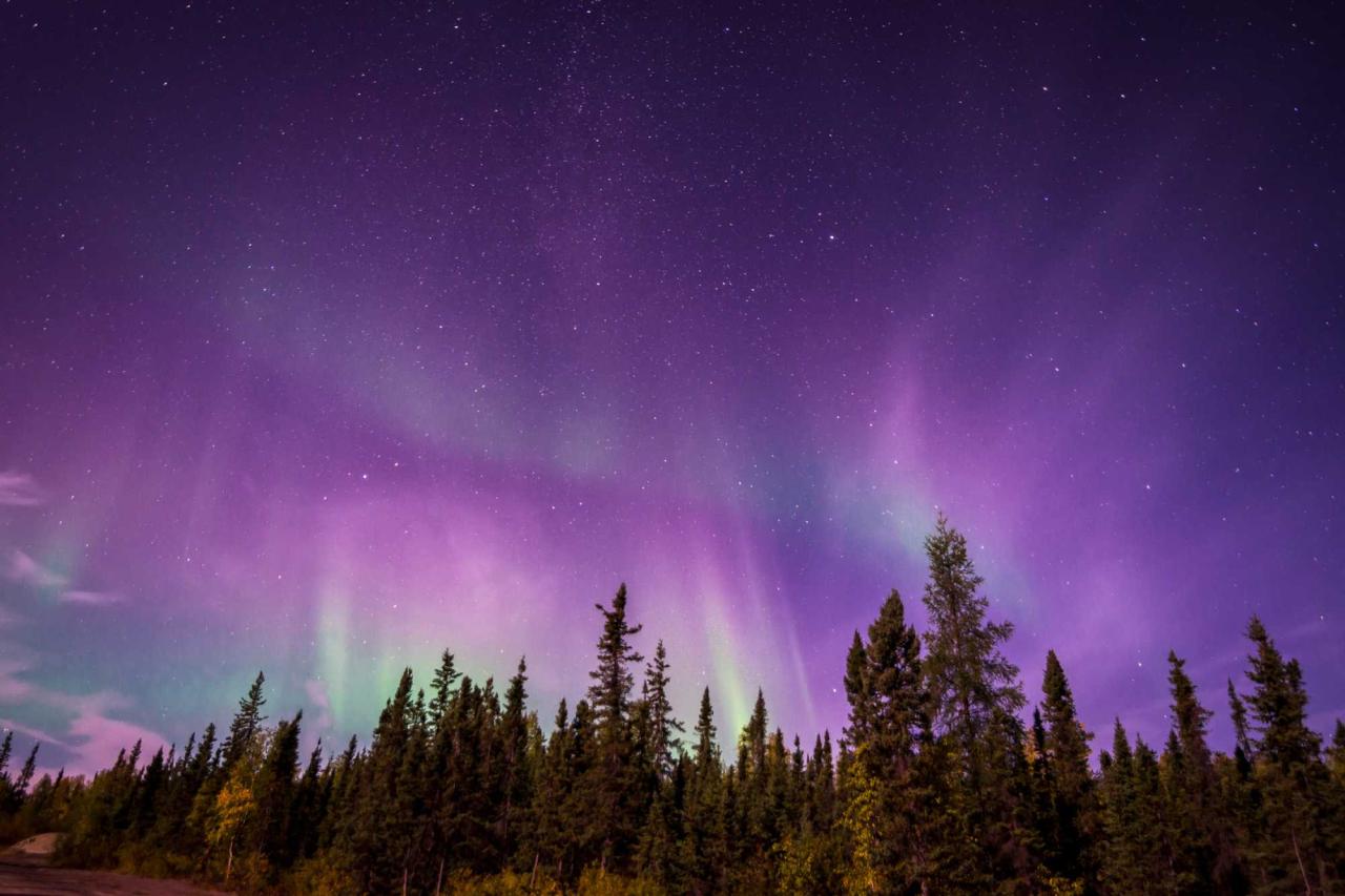 When can i see the northern lights tonight